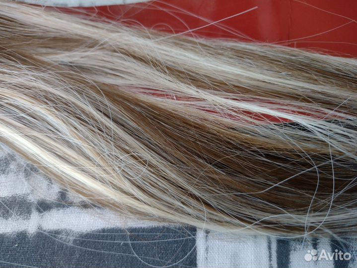 Накладные волосы на заколках