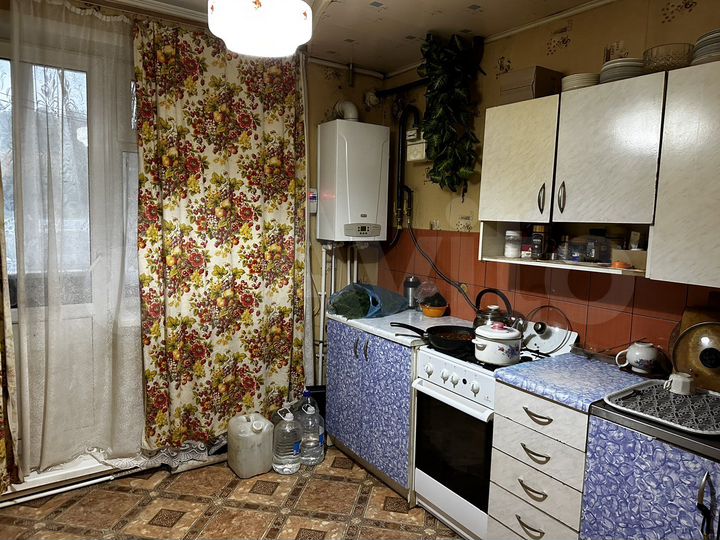 2-к. квартира, 59 м², 1/3 эт.