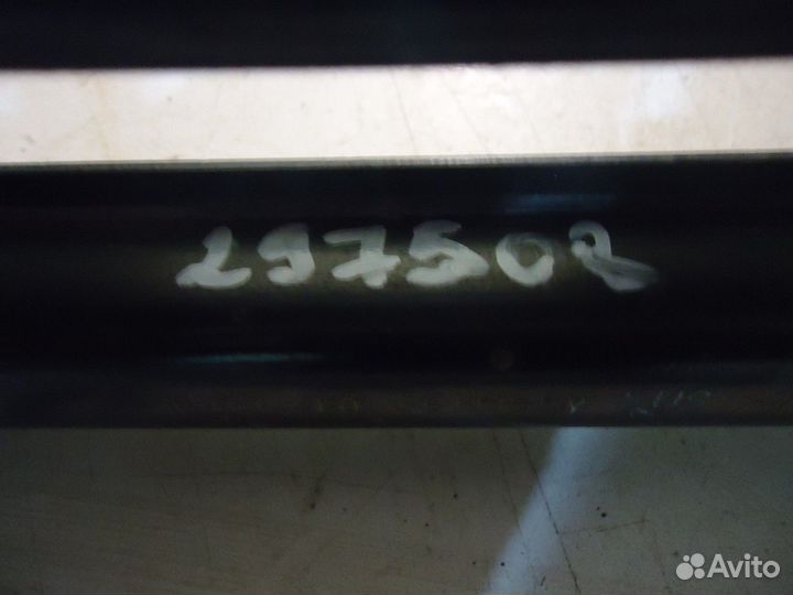 Тяга задняя поперечная (Volkswagen Touareg)