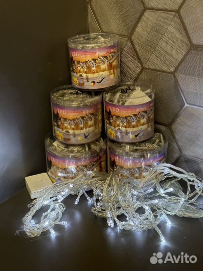 Новогодняя гирлянда-штора