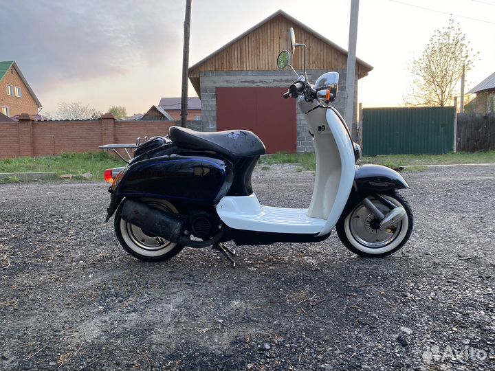 Honda giorno crea dio af18