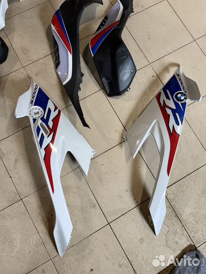 Пластик Оригинал на Bmw 1000s rr 2022