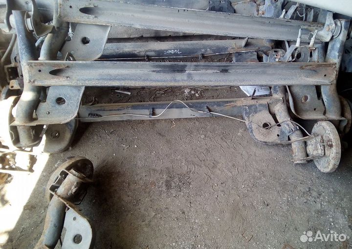Балка задняя на Рено Симбол