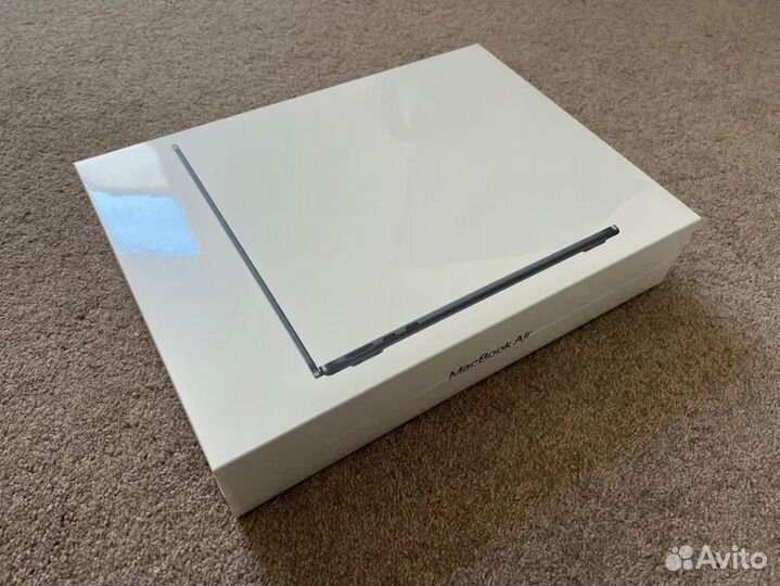 MacBook Air 15” 2023 M2 8C CPU, 10C GPU,24GB,1TB