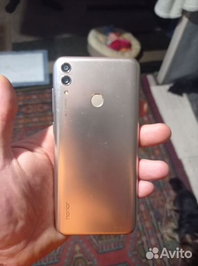 HONOR 8C, 4/32 ГБ