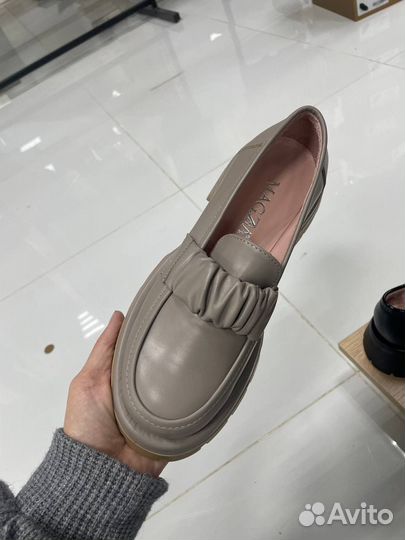 Женская обувь