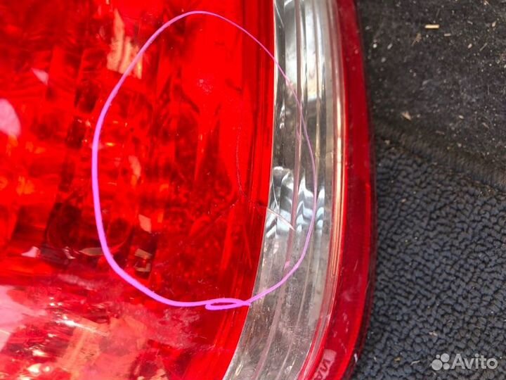 Стоп-сигнал левый Nissan Tiida C11