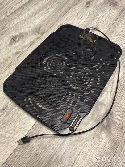 Подставка с охлаждением для ноутбука