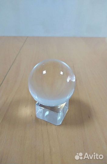 Хрустальный шар из природного кварца