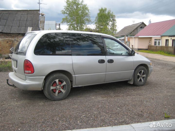Chrysler Voyager 2.4 AT, 2000, 247 500 км