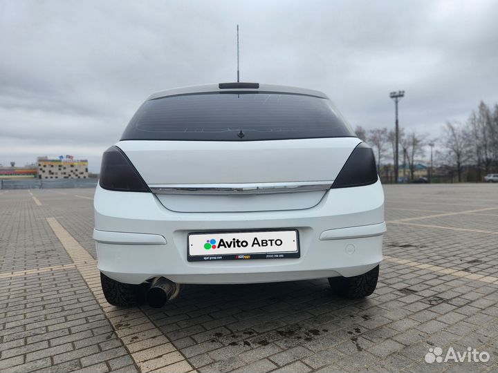 Opel Astra 1.6 МТ, 2012, 185 000 км