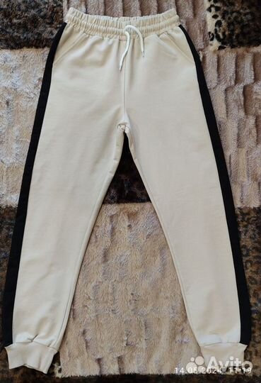 Спортивный костюм женский