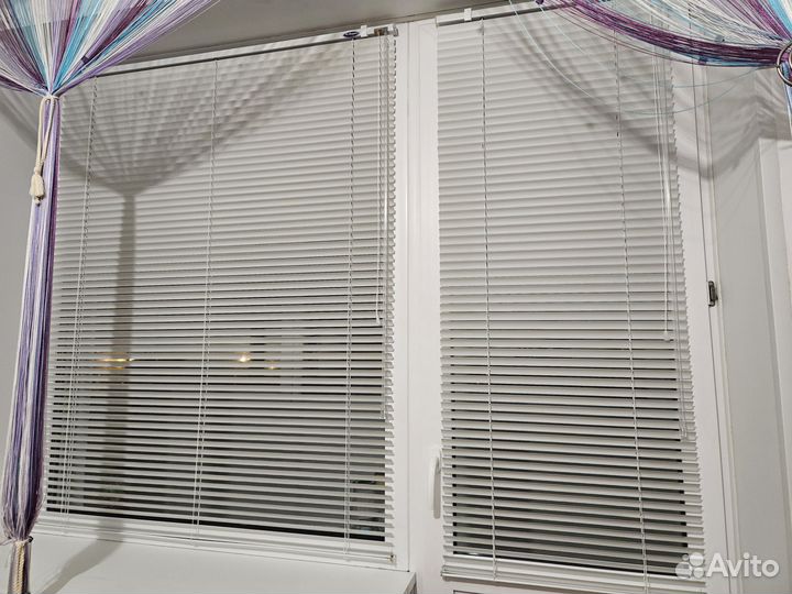 Жалюзи горизонтальные бу