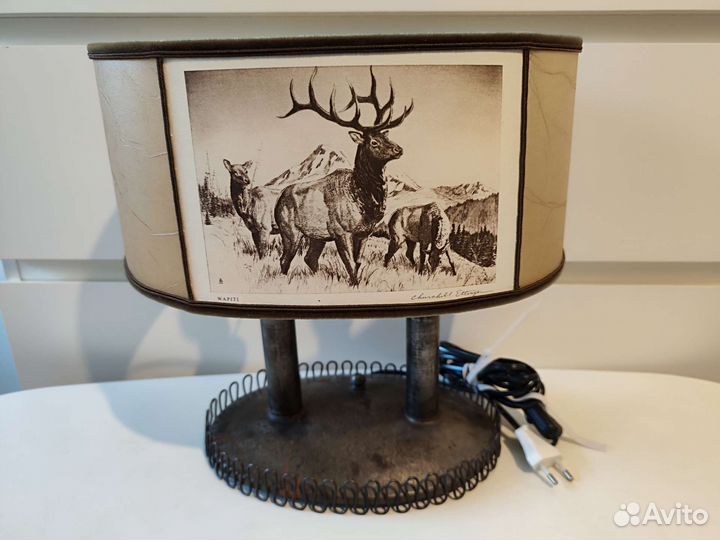 Лампа настольная