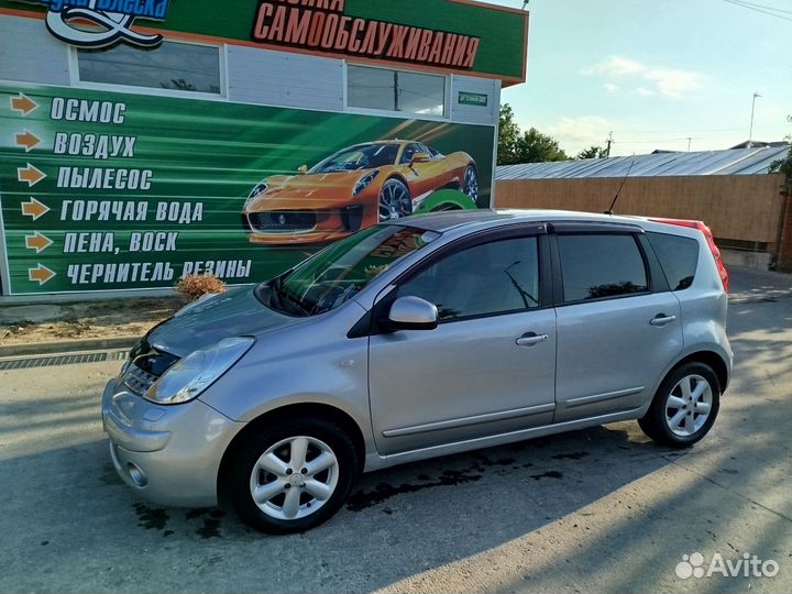 Nissan Note 1.6 AT, 2008, 243 400 км