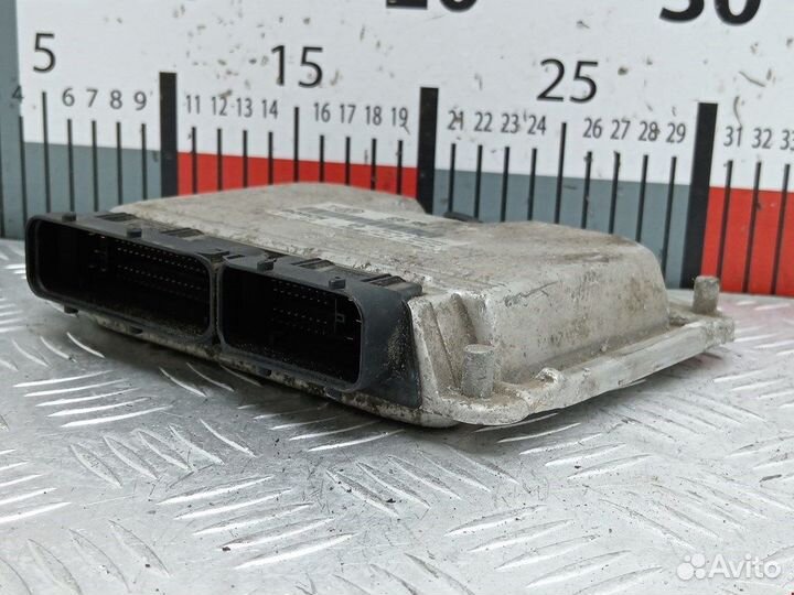 Блок управления двигателем для Volkswagen Golf 4