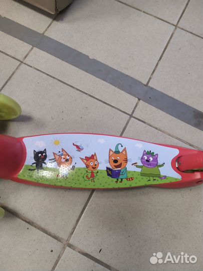 Самокат детский трехколесный новый