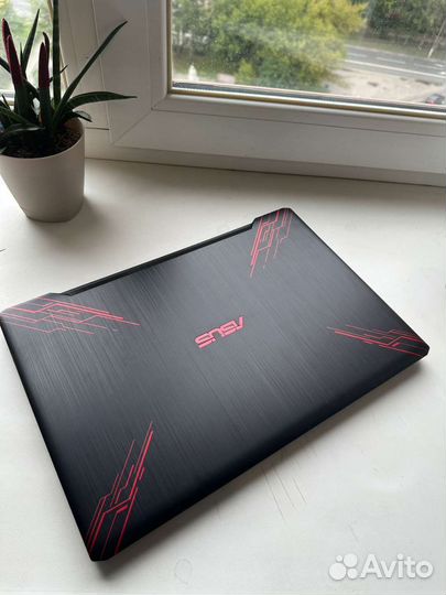 Игровой ноутбук Asus fx570u