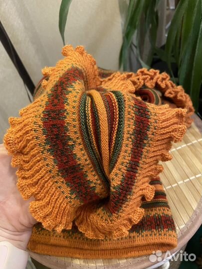 Шапка шерстяная и шарф комплект