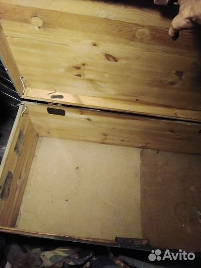 Сундук деревянный старинный
