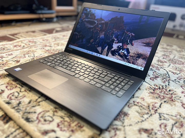 Игровой Ноутбук Lenovo i3-7020u/8гб/MX 130 2гб