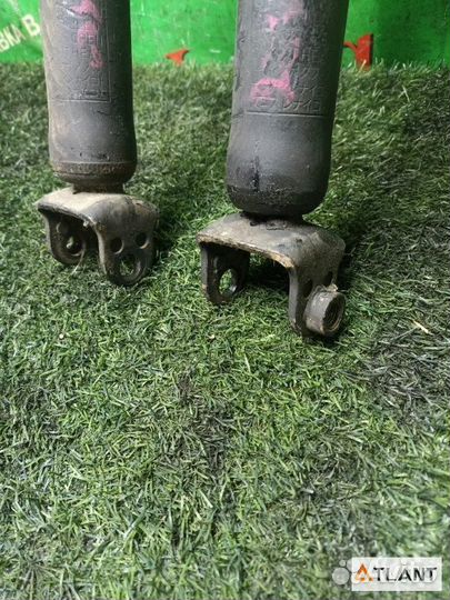 Амортизатор задний nissan fuga