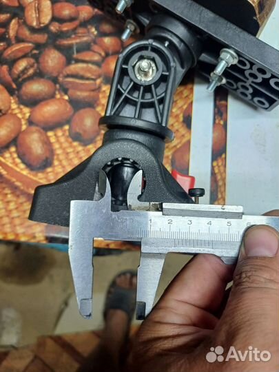 Держатель для эхолота