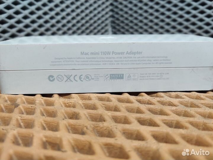 Блок питания A1188 ориг. Mac Mini 110w 18.5V 6.0A