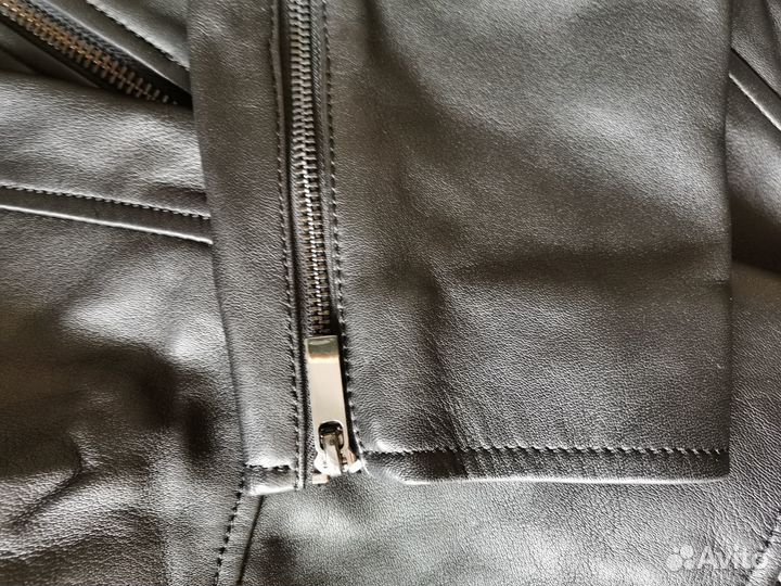 Кожаная куртка trussardi оригинал