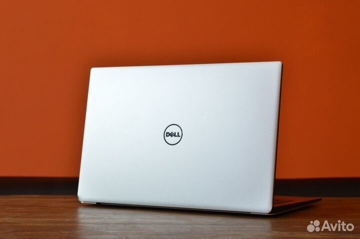Ноутбук Dell XPS 13 9360: i5-7200/4Gb/SSD240