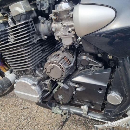 Дорожный мотоцикл Yamaha XJR 1300