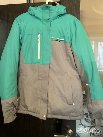 Куртка демисезонная женская горнолыжная 48 размер