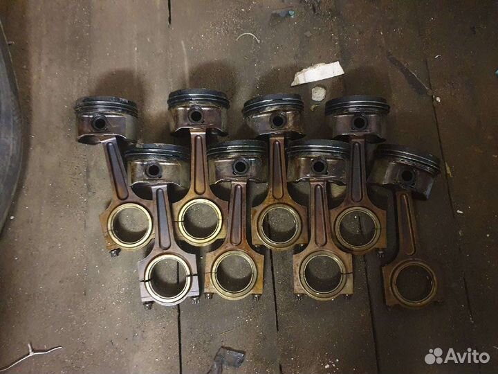 Поршня с шатунами м62b35