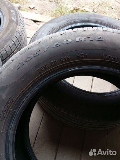 Pirelli Cinturato P7 205/60 R16 92H