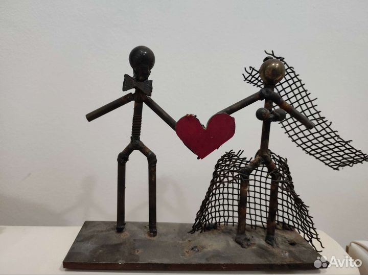 Подарочные статуэтки ручной работы