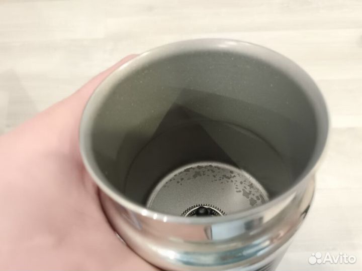 Капсульная кофемашина Nespresso с капучинатором