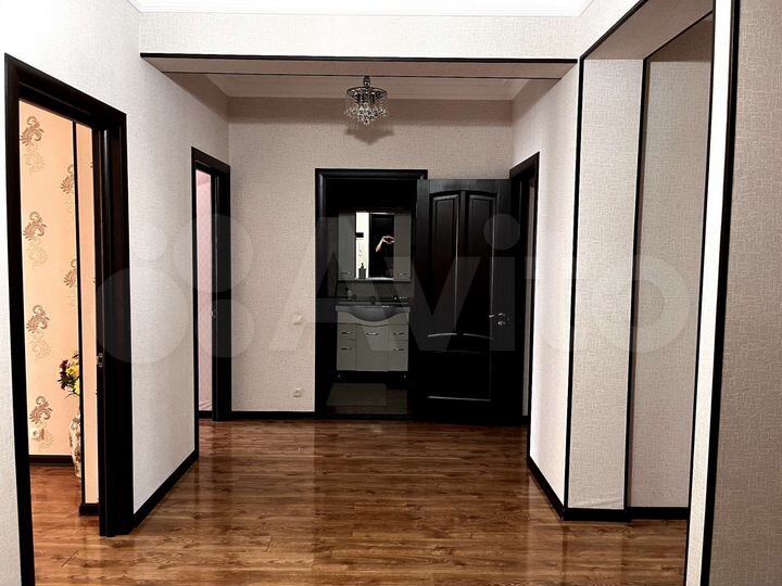 3-к. квартира, 125 м², 1/4 эт.