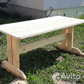 Обеденный стол из настоящего дерева изготовленный на заказ