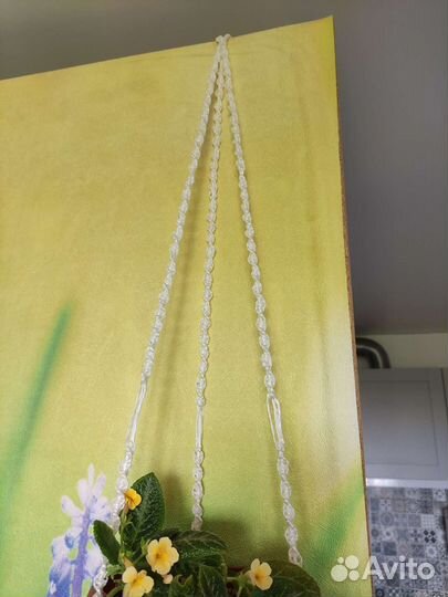 Подвесное кашпо для цветов