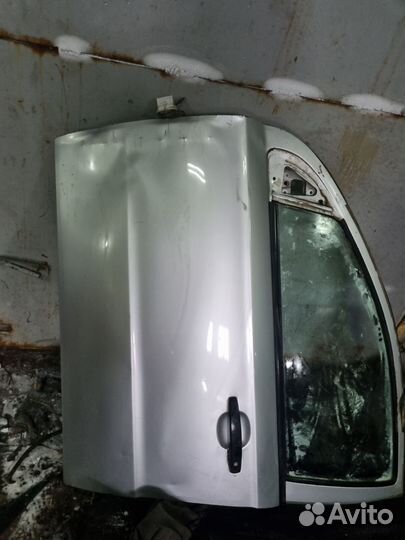 Передняя левая дверь Chevrolet Aveo T250