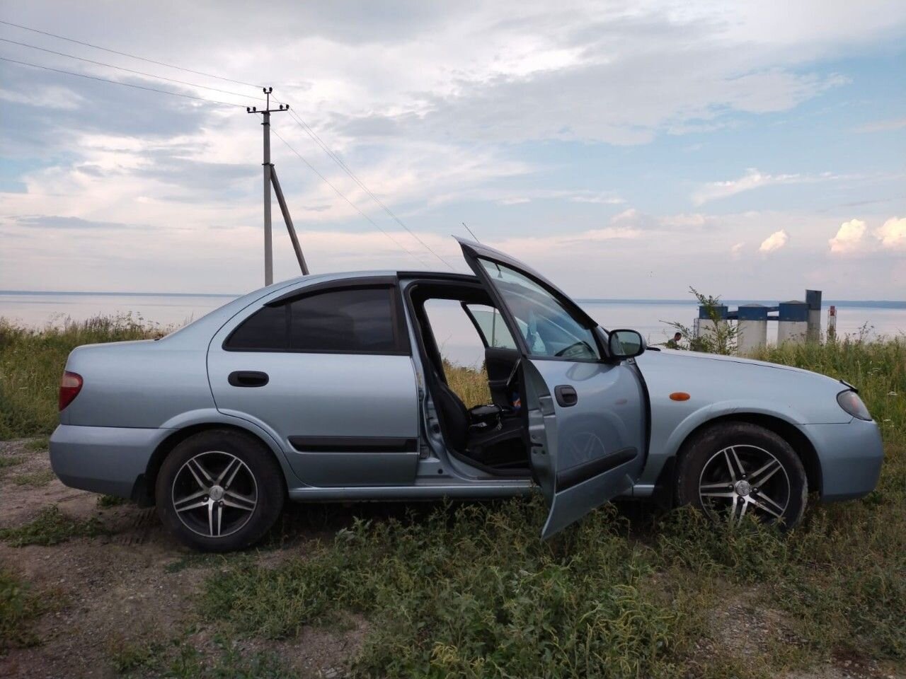 Nissan Almera: фото владельца