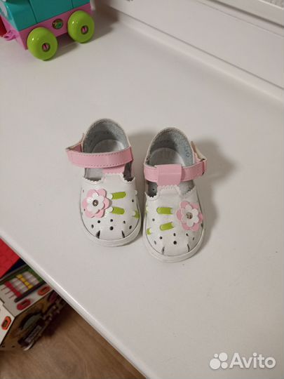 Сандалии детские для девочек 21