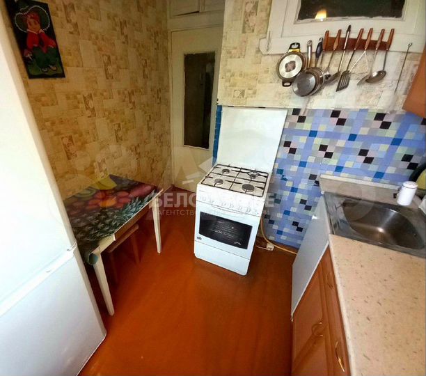 4-к. квартира, 60 м², 5/5 эт.