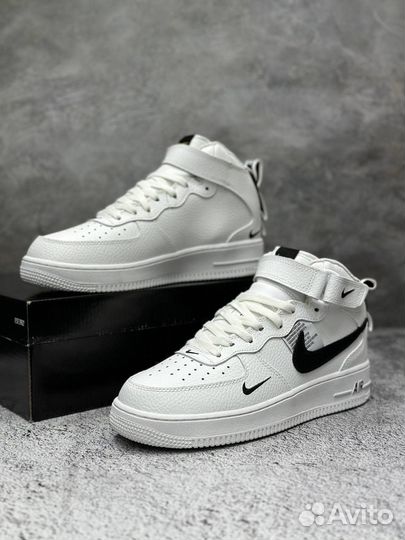 Nike air force 1 luxe