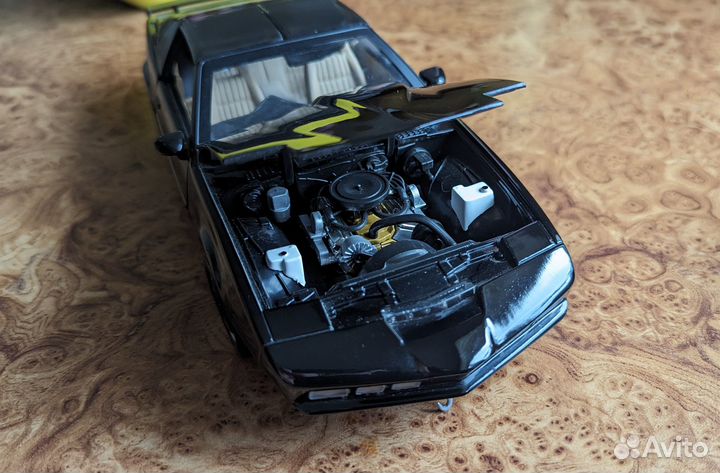 1:18 ertl Pontiac Trans Am Knight Rider