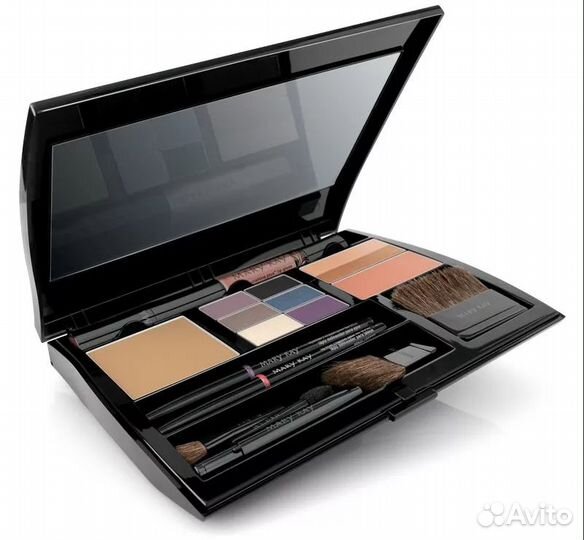 Футляр для косметики большой Мэри Кэй. Новый