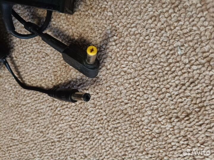 Блок питания для ноутбука