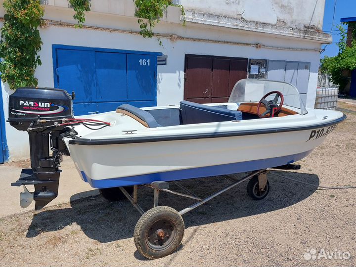 Катер тр - 9 пластик, прогулочный