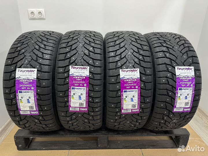 Tourador Ice Star TSW1 245/40 R20 99U