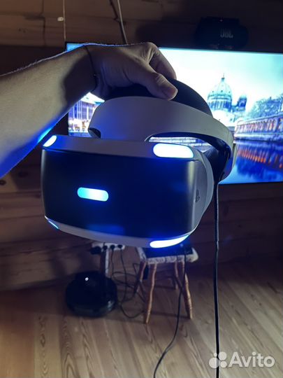 Продаю Playstation VR v1